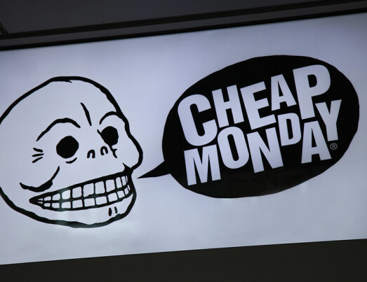 Cheap Monday avvecklas