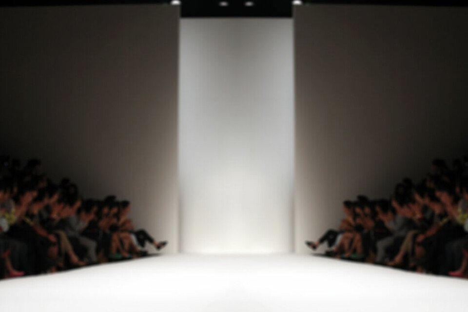 Fashion,Runway,Out,Of,Focus,blur,Background
